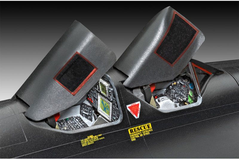 1:48 REVELL LOCKHEED SR-71 BLACKBIRD Plastic Model Kit