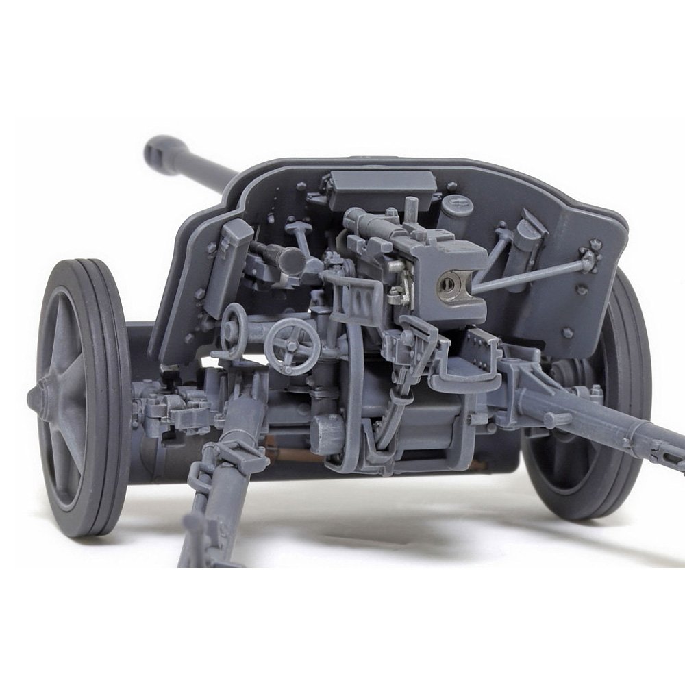 1:35 TAMIYA 5CM PAK38 Plastic Model Kit