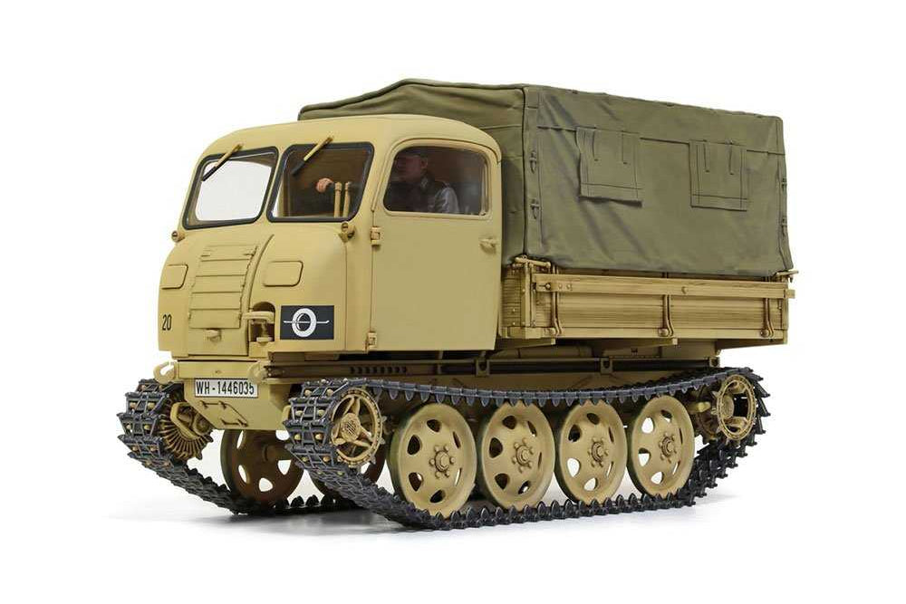 1:35 TAMIYA RSO/01 German Tractor