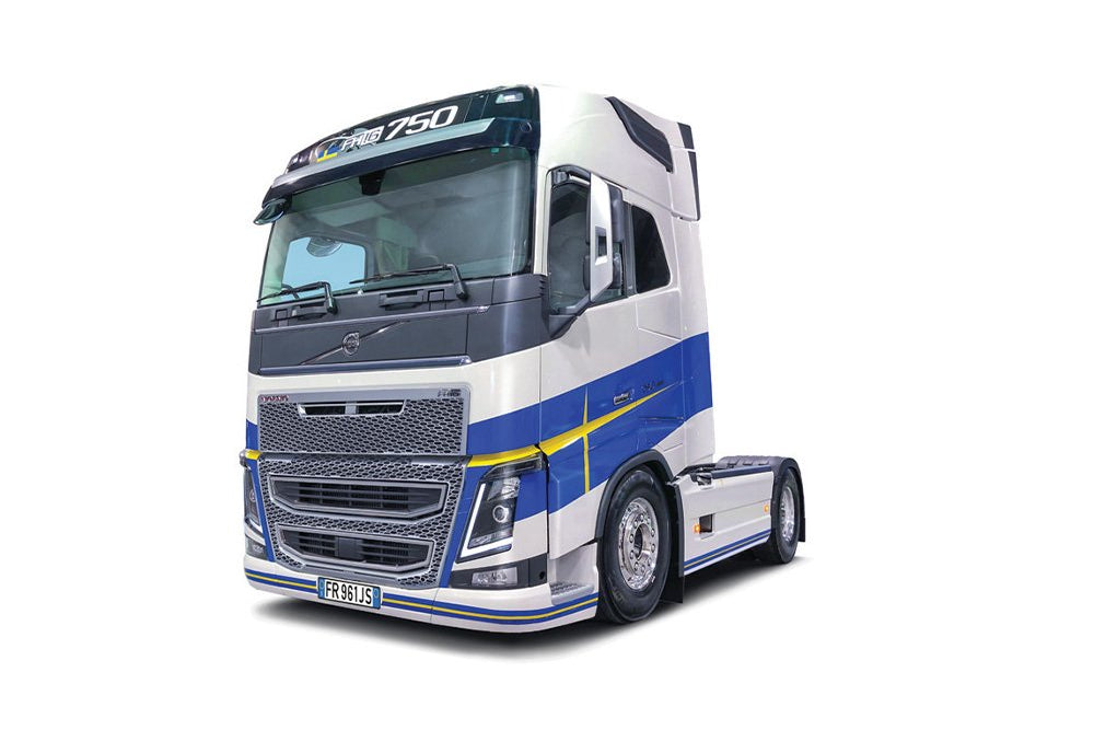 1:24 ITALERI VOLVO FH16 MEDIUM ROOF Plastic Model Kit