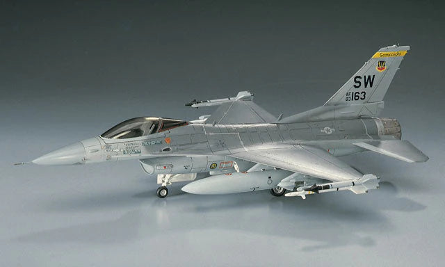 1:72 HASEGAWA F-16C FIGHTING FALCON Plastic Model Kit