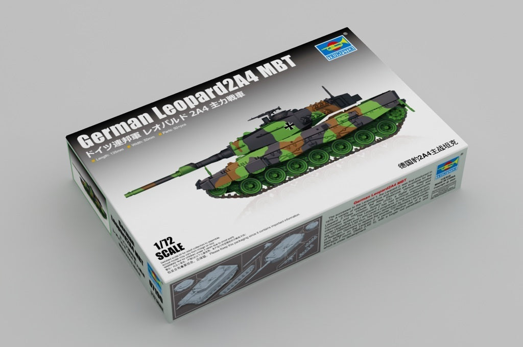 1:72 TRUMPETER German Leopard 2A4 MBT Plastic Model Kit