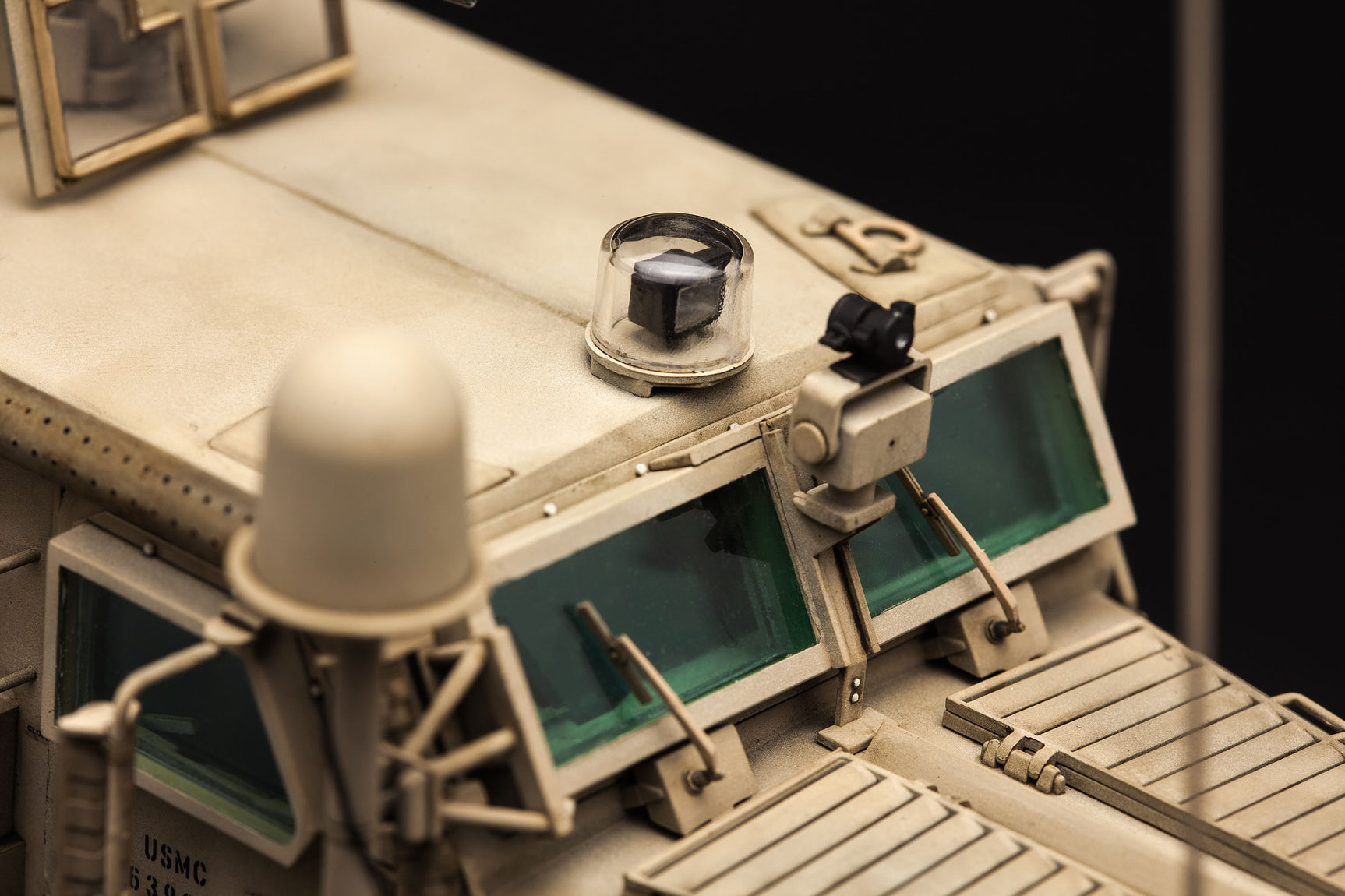 1:35 MENG - U.S. Cougar 6×6 MRAP Vehicle SS-005