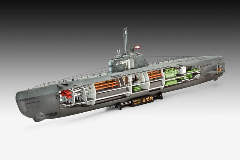 1:144 REVELL U-BOOT TYP XXI with INTERIOR Plastic Model Kit