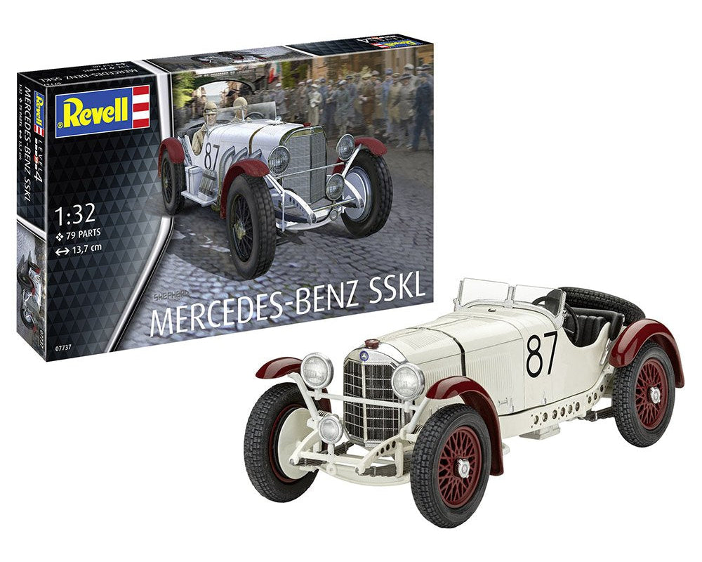 1:32 REVELL MERCEDES-BENZ SSKL Plastic Model Kit