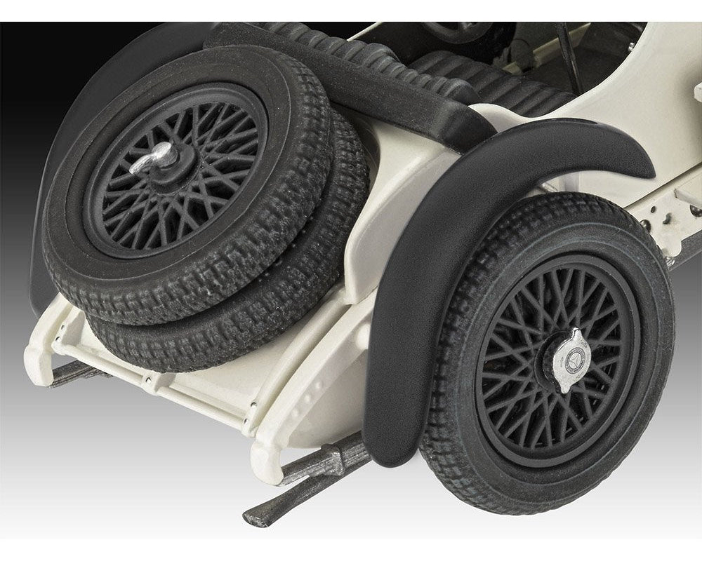 1:32 REVELL MERCEDES-BENZ SSKL Plastic Model Kit