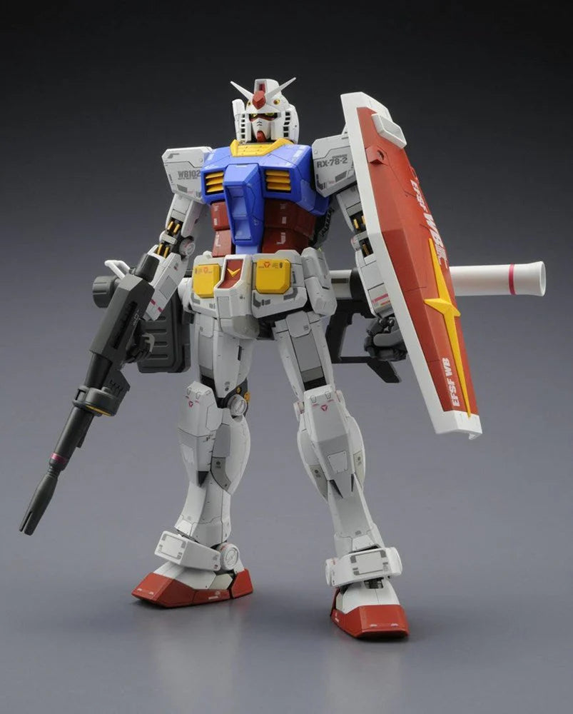 1:100 BANDAI MG RX-78-2 GUNDAM Ver.3.0