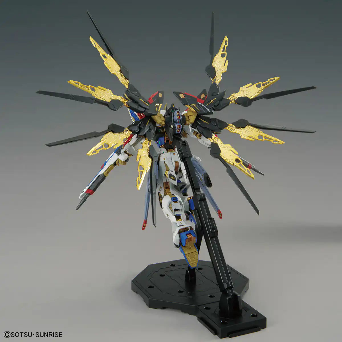 1:100 BANDAI MGEX Strike Freedom Gundam