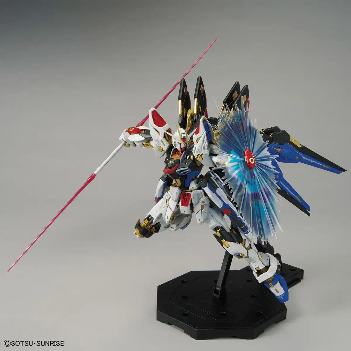 1:100 BANDAI MGEX Strike Freedom Gundam