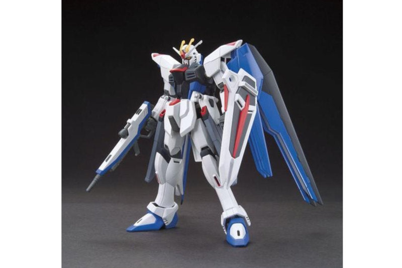 1:144 BANDAI HGCE FREEDOM GUNDAM kit