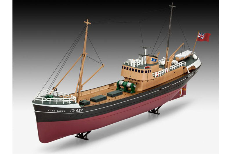 1:142 REVELL NORTH SEA FISHING TRAWLER Plastic Model Kit