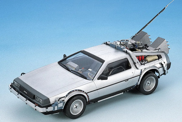 1:24 AOSHIMA "BACK TO THE FUTURE" DELOREAN from part I kit